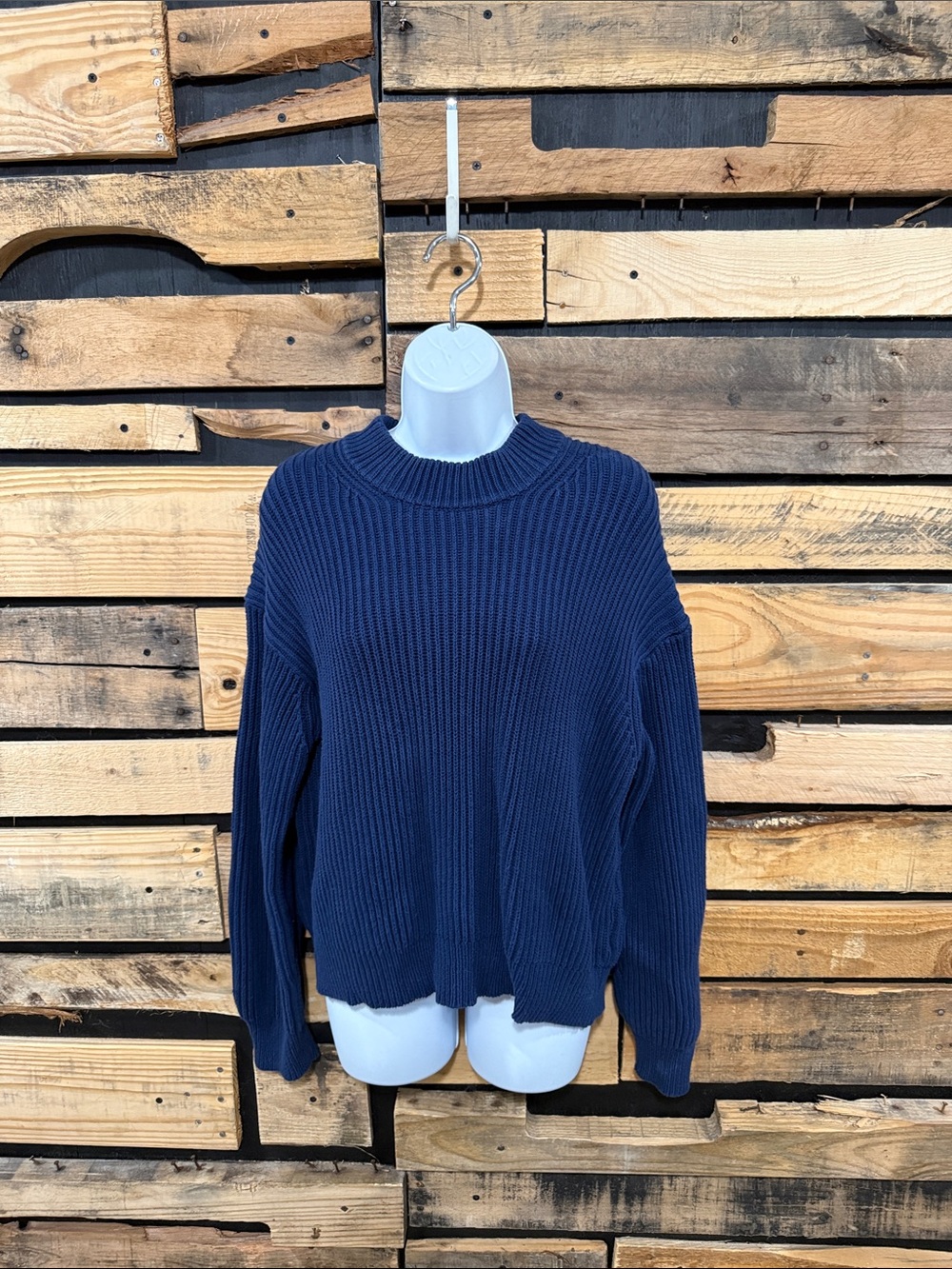 Pistola x Revolve navy tab sleeve Taylor long sleeve sweater size small